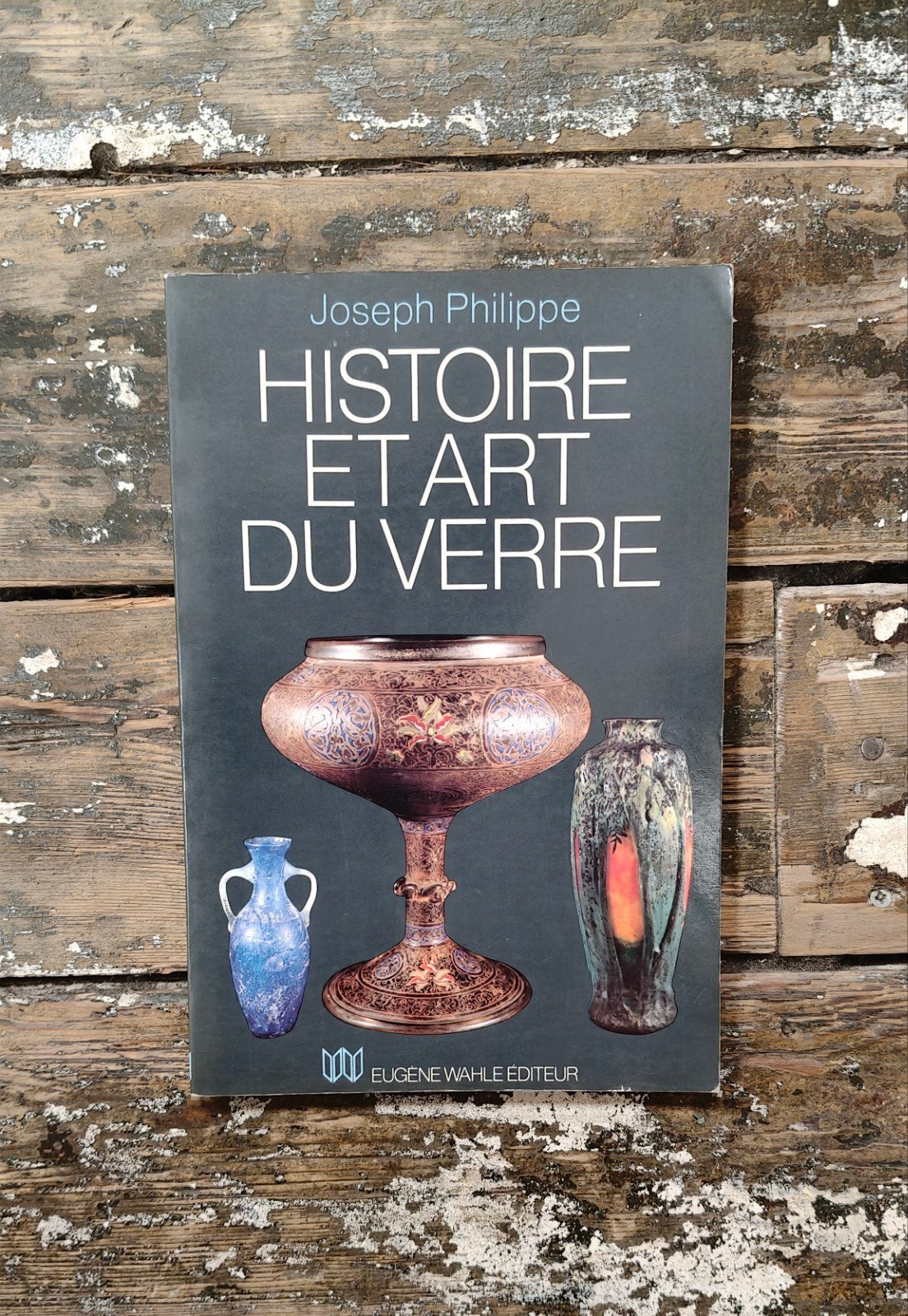 Boek „Geschiedenis en glaskunst” - Joseph Philippe (1982), Ophalen of Verzenden