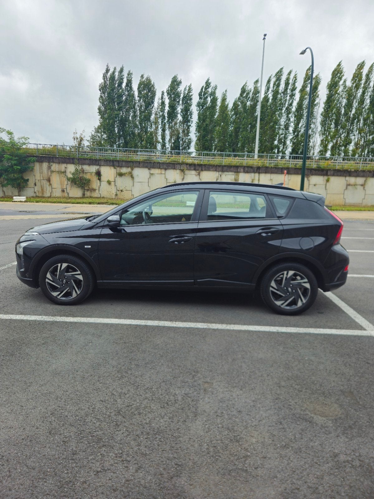 Hyuandai bayon techno, Auto's, Dealer onderhouden, Stof, Zwart, Zwart