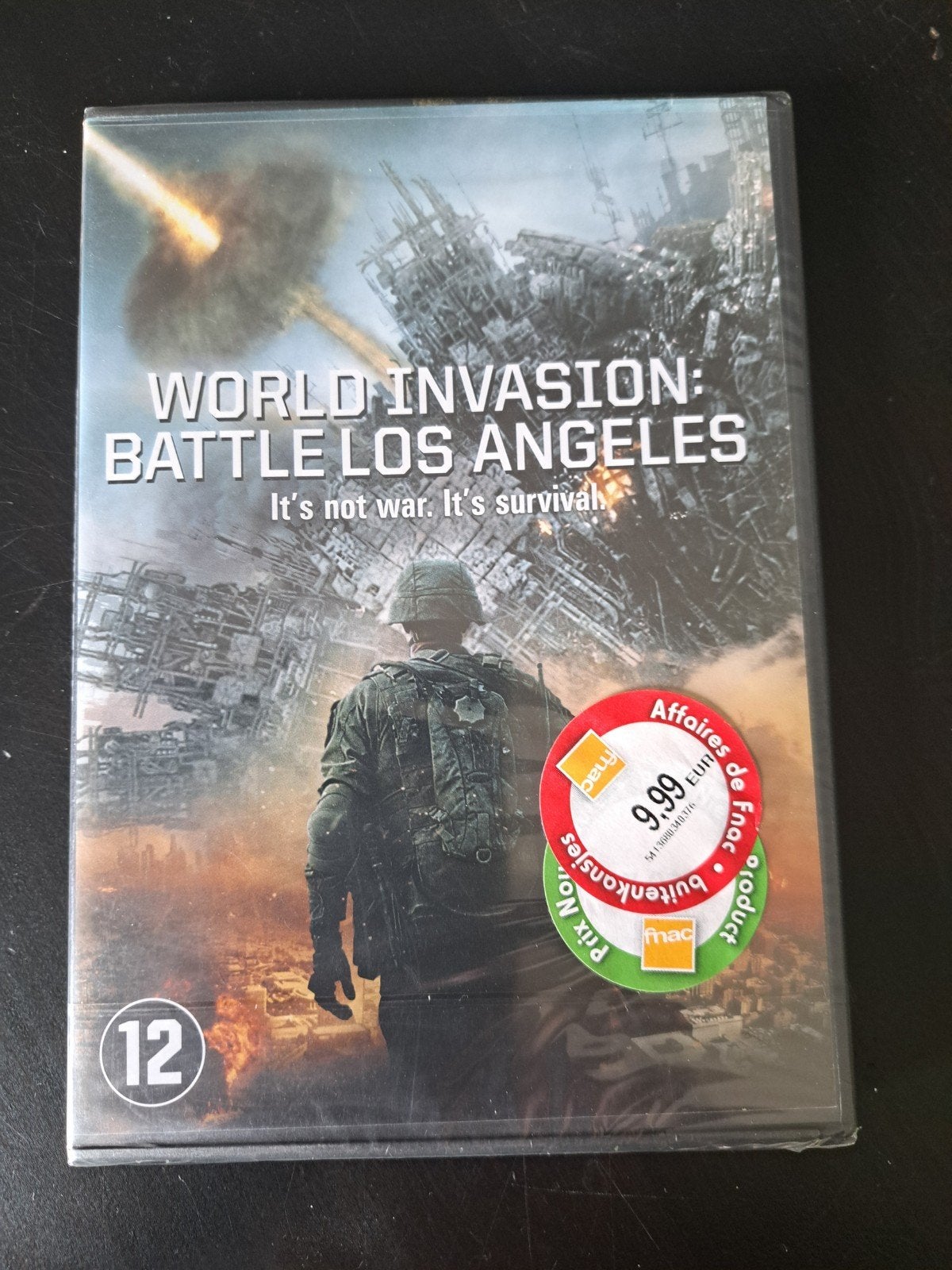 Dvd World Invasion Battle Los Angeles  neuf
En Français, Enlèvement, Français, Français