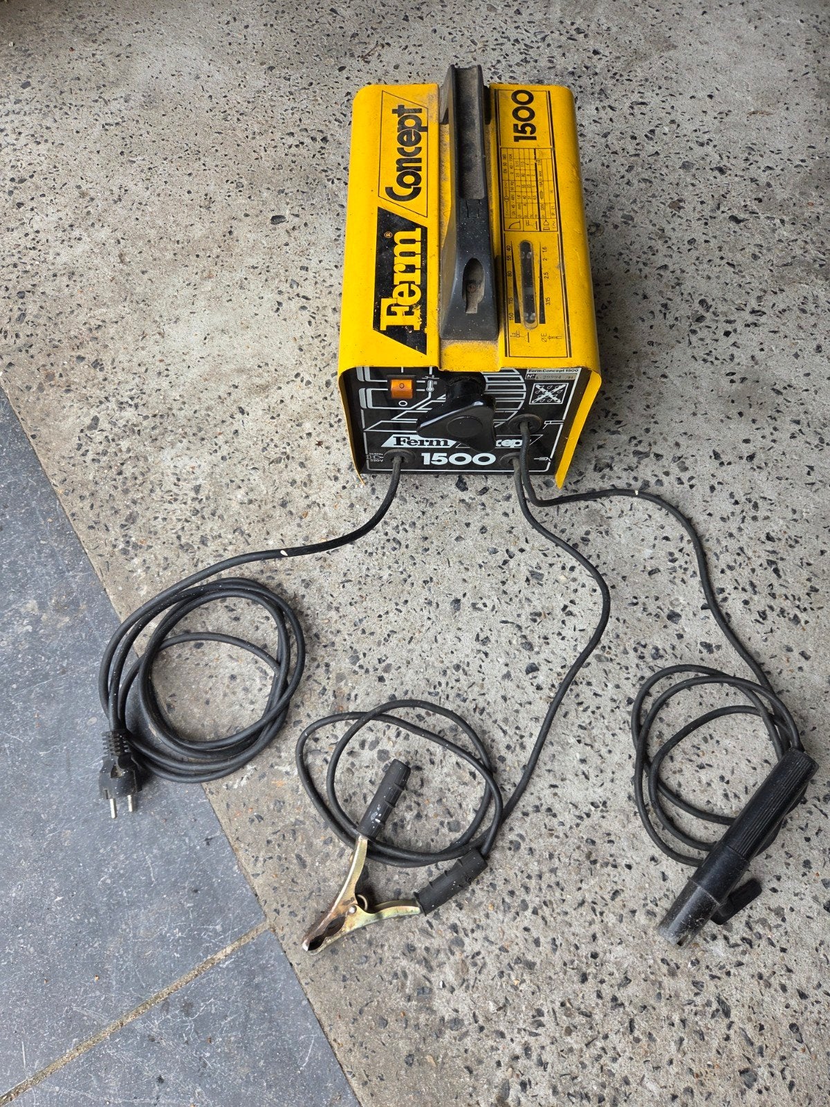 Lasapparaat Ferm, Bricolage & Construction, Outillage | Soudeuses, Enlèvement, Utilisé, Moins de 150 ampères, Électrodes