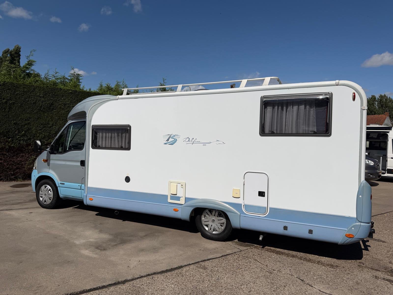 Renault Master Burstner Delfin T695, Jusqu'à 4, Boîte manuelle, Douche, Diesel