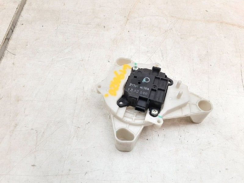 ACTIONNEUR MOTEUR VOLET CHAUFFAGE Isuzu D-Max (TFR / TFS), Utilisé, Autres marques automobiles