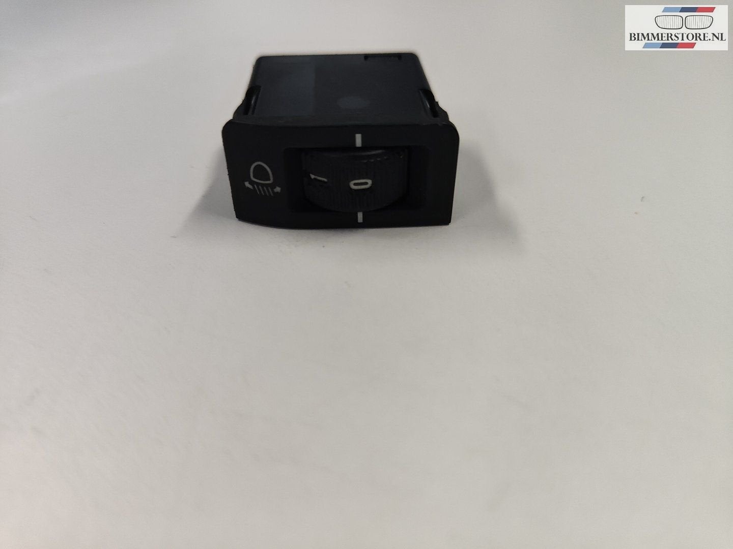 Koplamp hoogte regeling schakelaar BMW 7 serie E38 8360843, -, Utilisé, -, Enlèvement ou Envoi