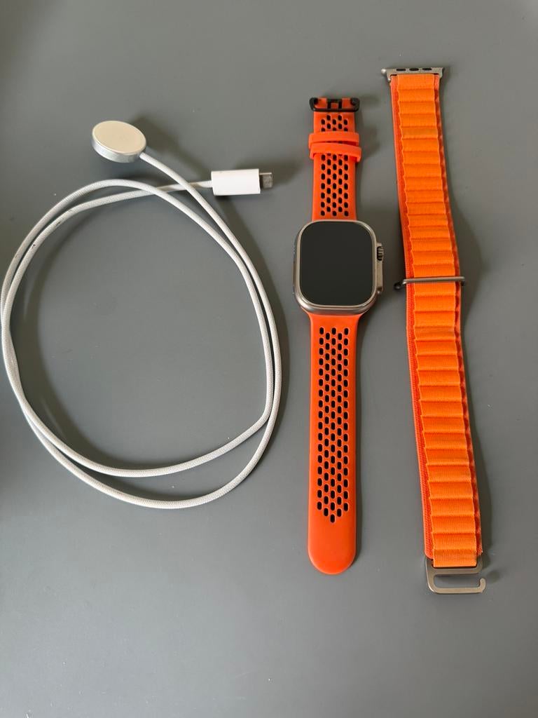 Apple Watch Ultra 1 49mm, Ophalen, IOS, Oranje, Zo goed als nieuw