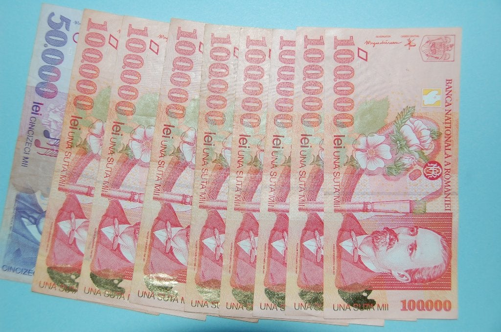 ROMANIA : 850.000 oude LEI, Verzenden, Setje
