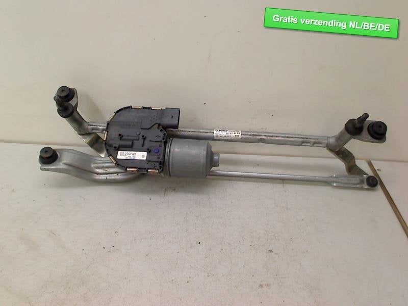 ESSUIE-GLACE ASSEMBLY AVANT Golf VII (AUA) (5G1955023C), Volkswagen, Volkswagen AG, Utilisé, Kundenbetreuung@volkswagen.de