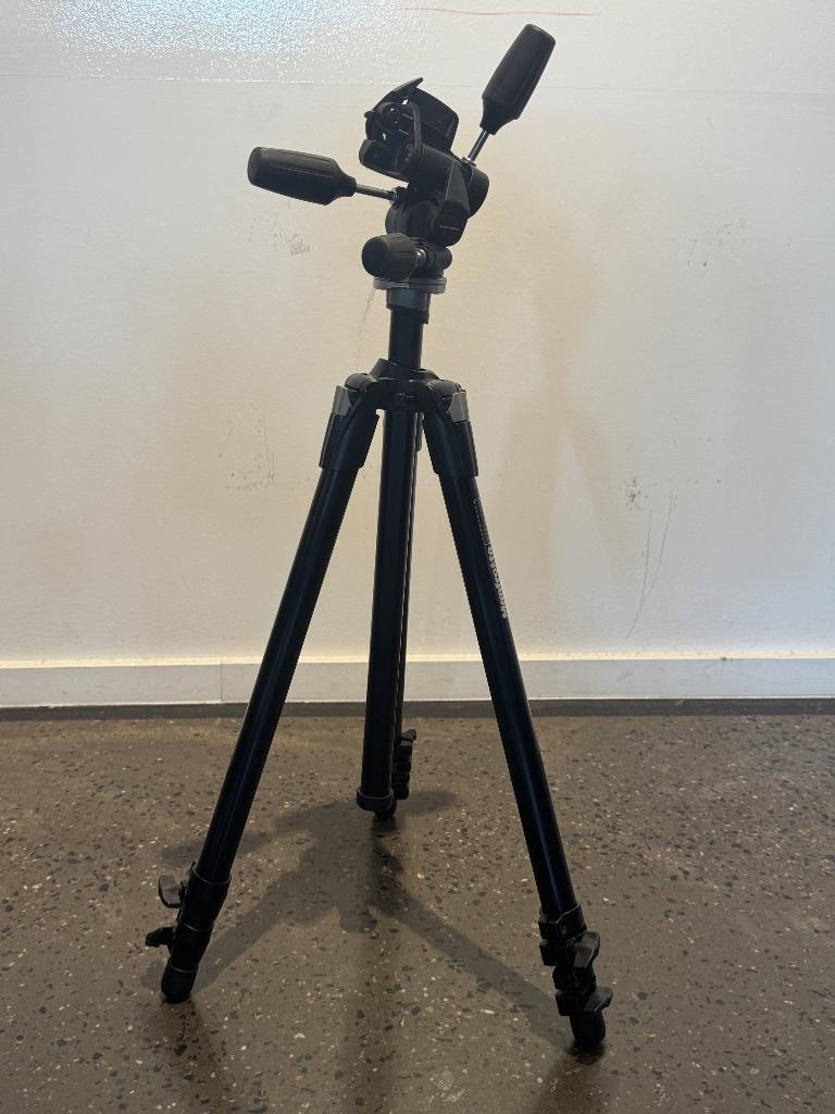 Camera statief Manfrotto, Audio, Tv en Foto, Fotografie | Statieven en Balhoofden, Ophalen, Gebruikt, 175 cm of meer, Balhoofd