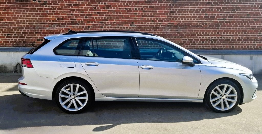 Volkswagen Golf 8 Variant BTW WAGEN 16950 incl btw, Autos, Argent ou Gris, Achat, Euro 6, Boîte manuelle