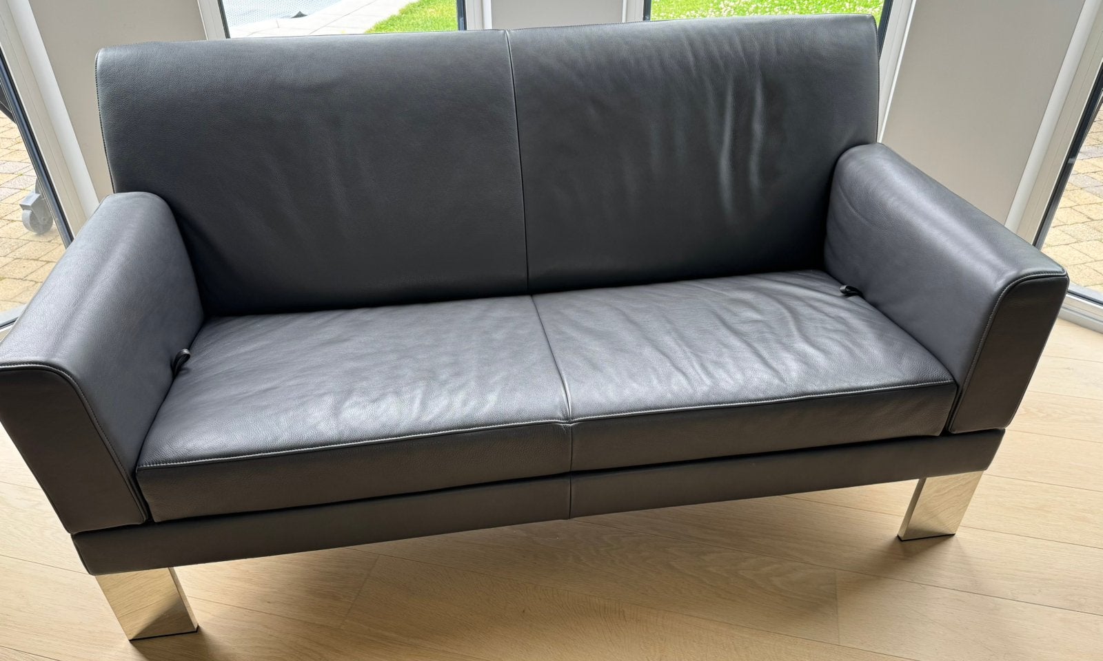 Canapé 2 places en cuir Jori, 75 à 100 cm, Enlèvement ou Envoi, Utilisé, 150 à 200 cm