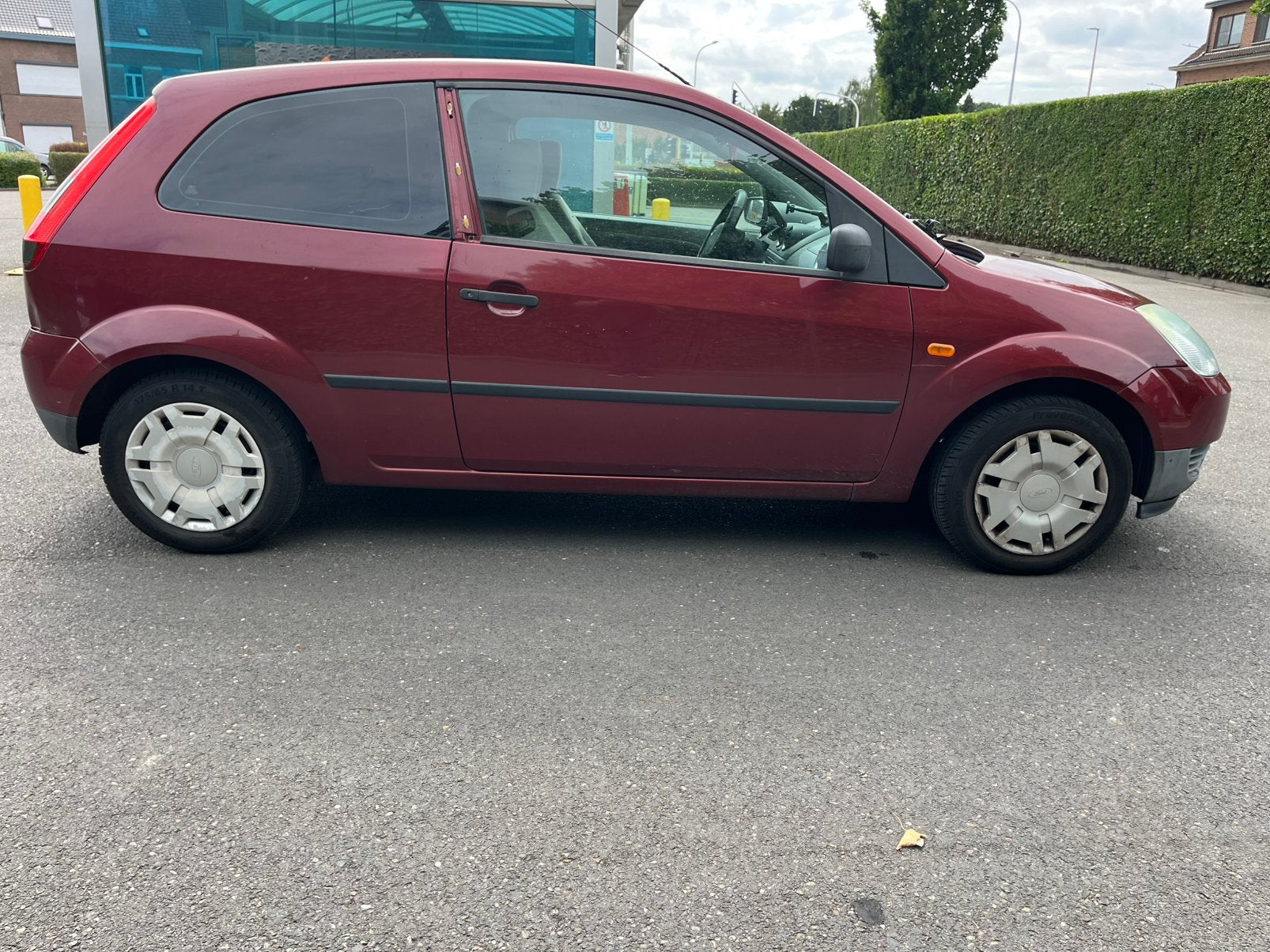 Ford fiesta, Auto's, Voorwielaandrijving, Stof, Bedrijf, Grijs