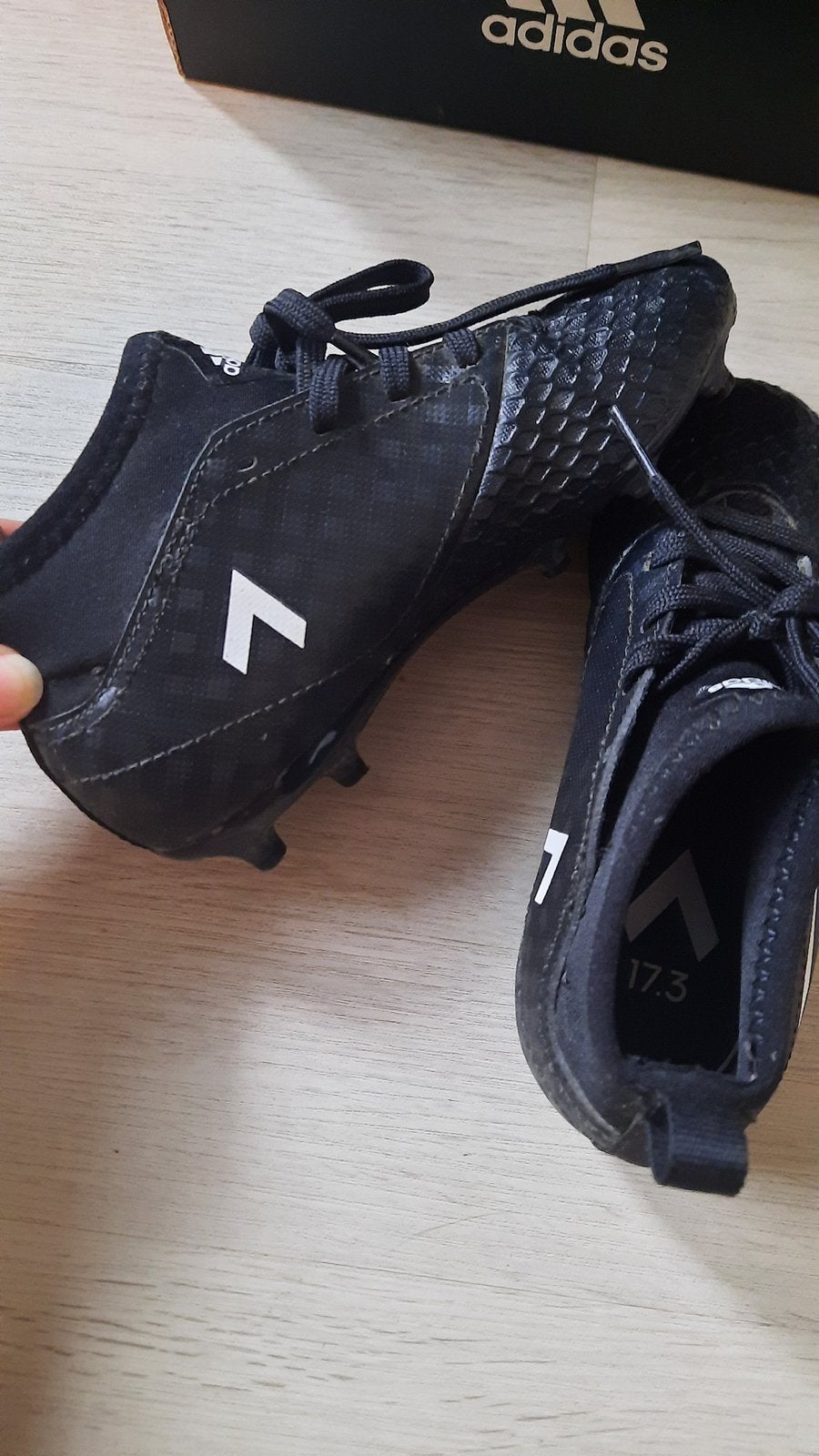 Voetbalschoenen maat 29, Enfants & Bébés, Vêtements enfant | Chaussures & Chaussettes, Neuf, Adidas, Garçon ou Fille, Enlèvement