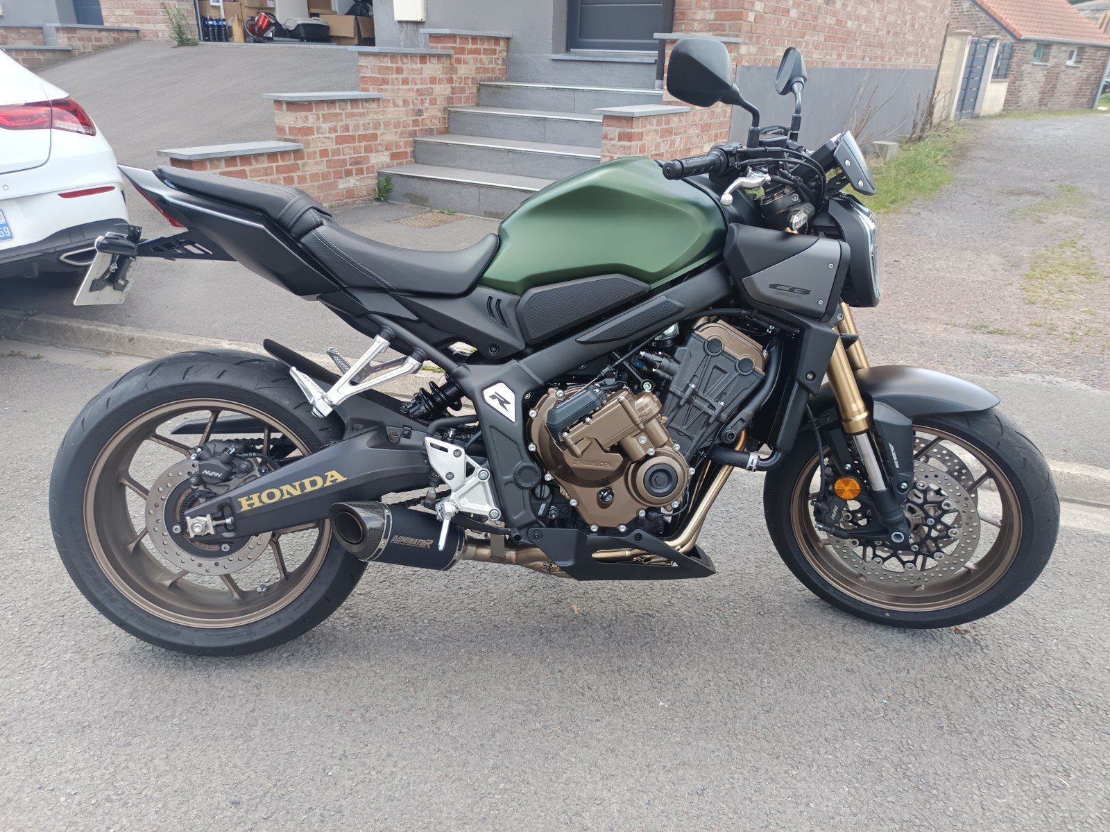 Vends CB 650r E-Clutch Bridée A2 4030 KMS. Prix à débattre, Motoren, Motoren | Honda, Particulier
