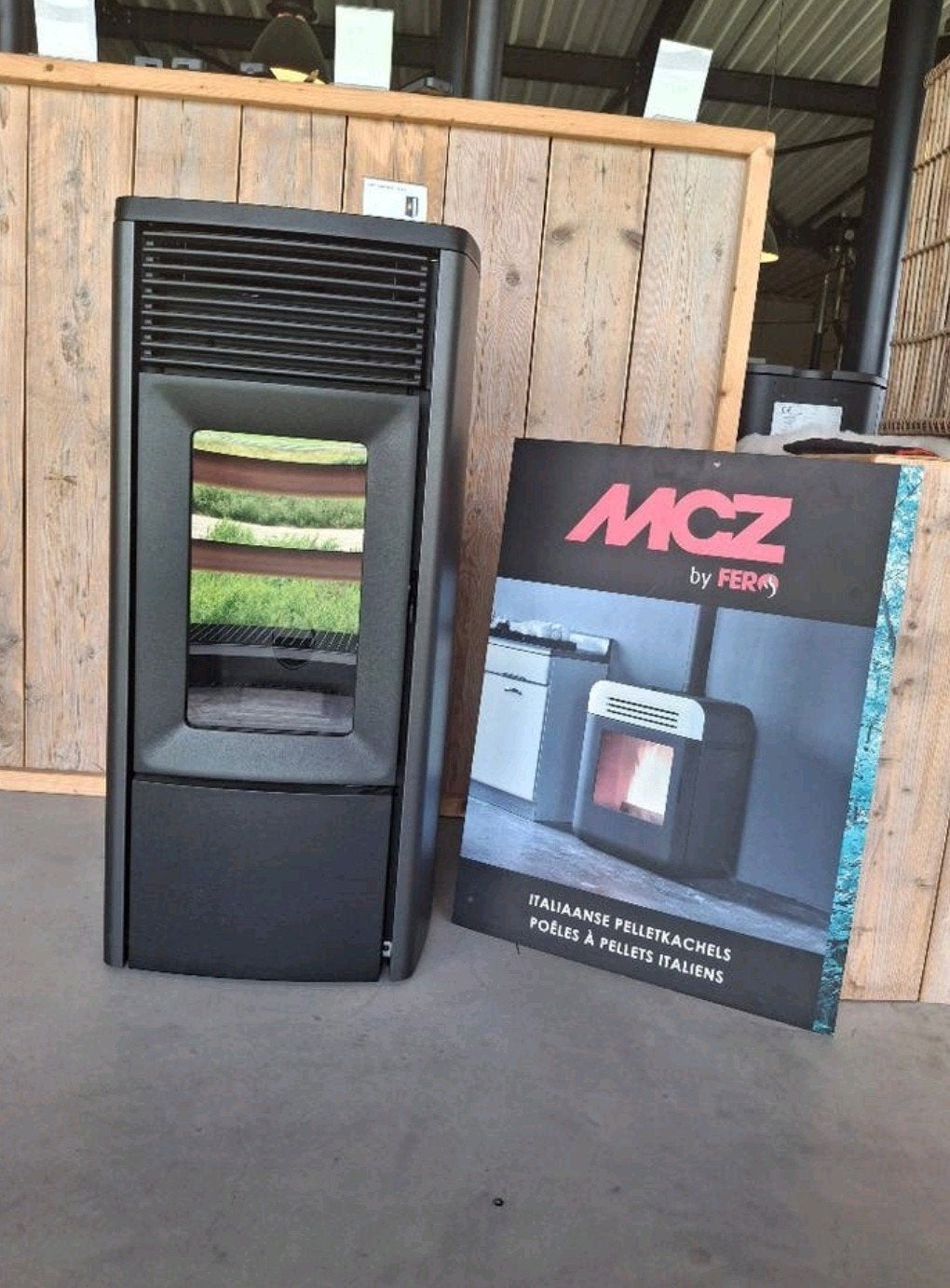 Mcz ego air up M12 pelletkachel splinternieuwe met levering, Huis en Inrichting, Kachels, Ophalen