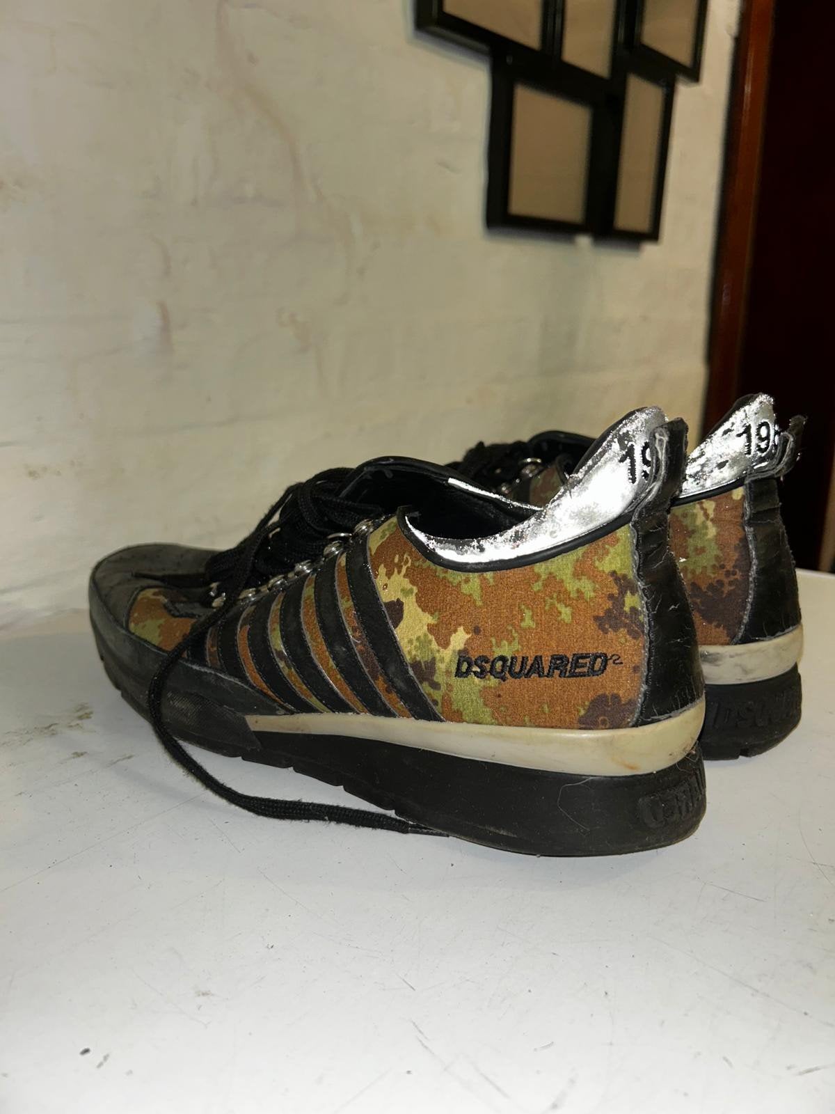dsquared, Enlèvement ou Envoi