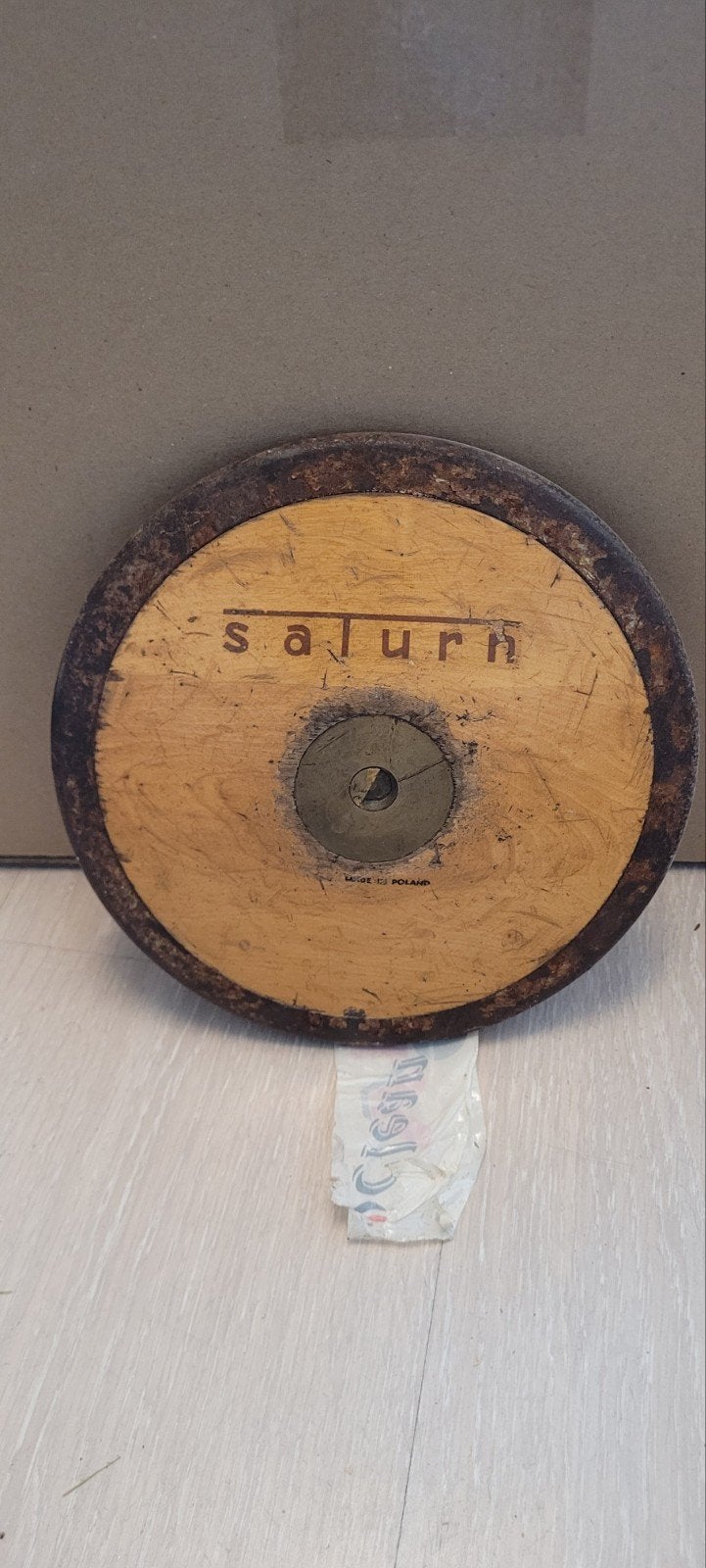 Houten discus mooi als decoratie in landelijke stijl, Ophalen