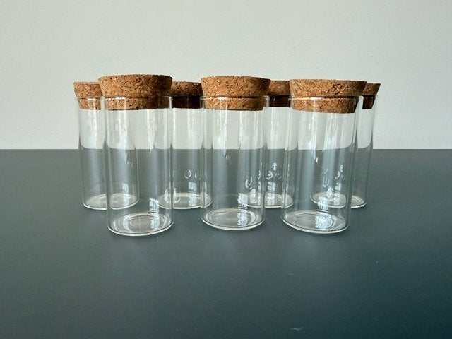 7 kleine glazen potjes met dekseltje in kurk, Handtassen en Accessoires, Overige Accessoires, Ophalen, Nieuw