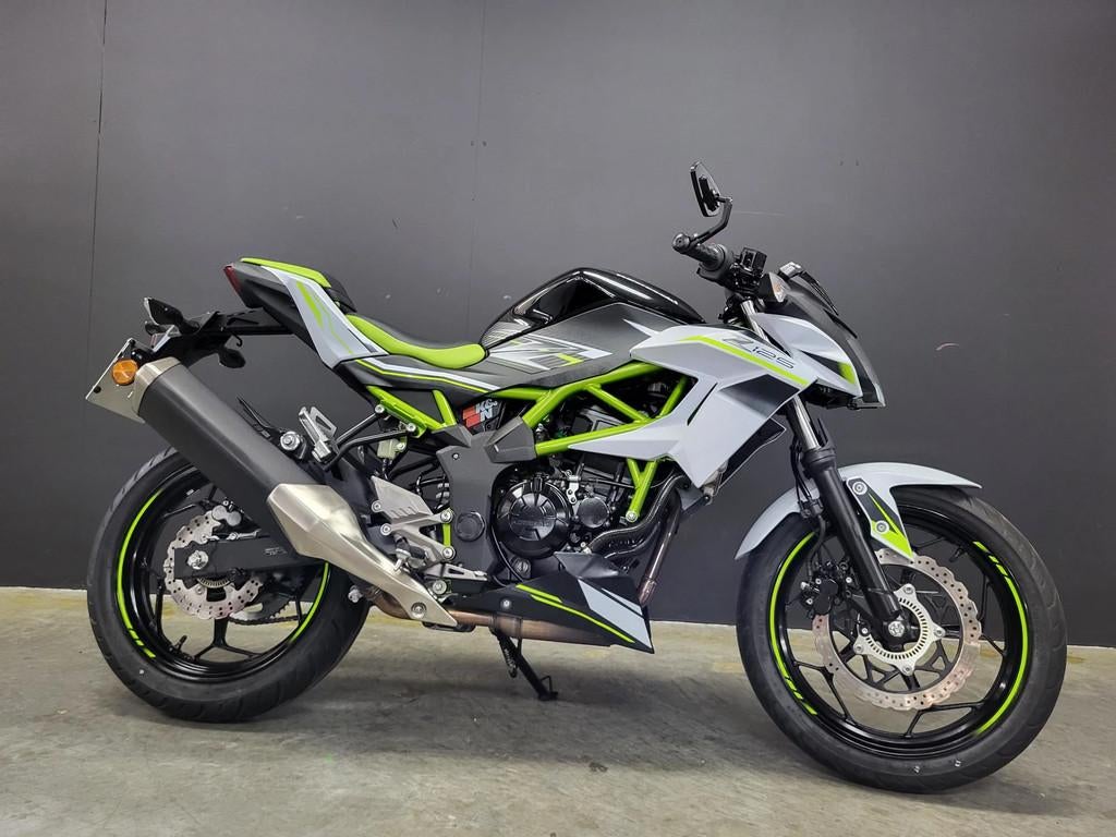 Kawasaki Z 125 speelse naked A1 (bj 2021), Motoren, Bedrijf, 125 cc, Overig, 11 kW of minder