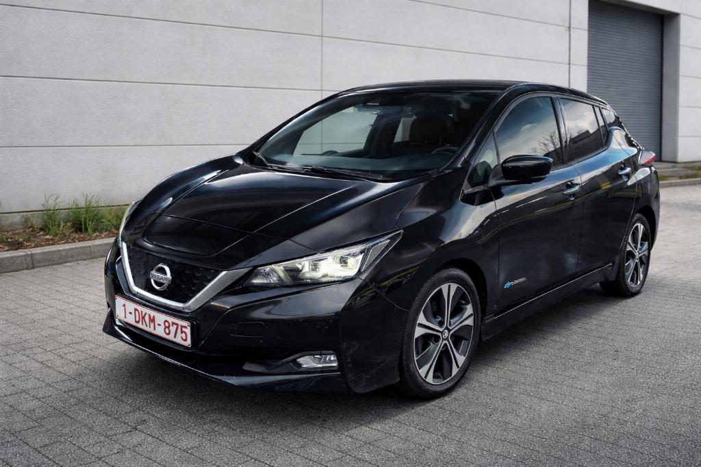 Nissan Leaf 40kWh, Auto's, 0 cilinders, Leder en Stof, Zwart, Elektrisch