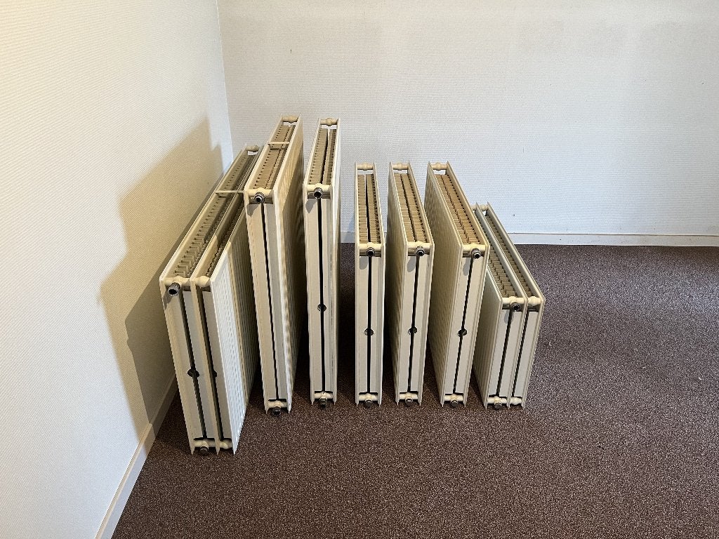Radiatoren / Chauffages (diverse maten), 800 watts ou plus, Comme neuf, Enlèvement, 80 cm ou plus