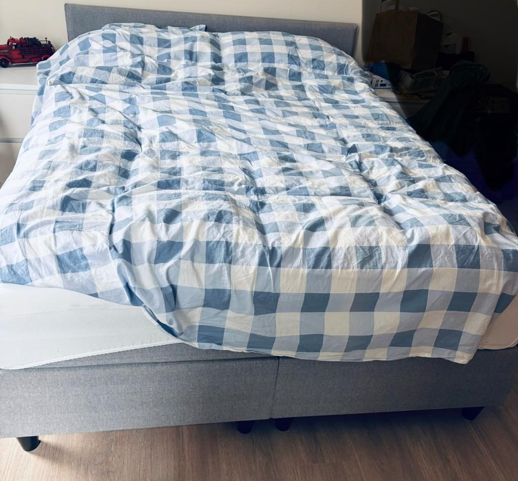 Bed, Huis en Inrichting, Slaapkamer | Boxsprings, Ophalen, Gebruikt, 140 cm, Twijfelaar