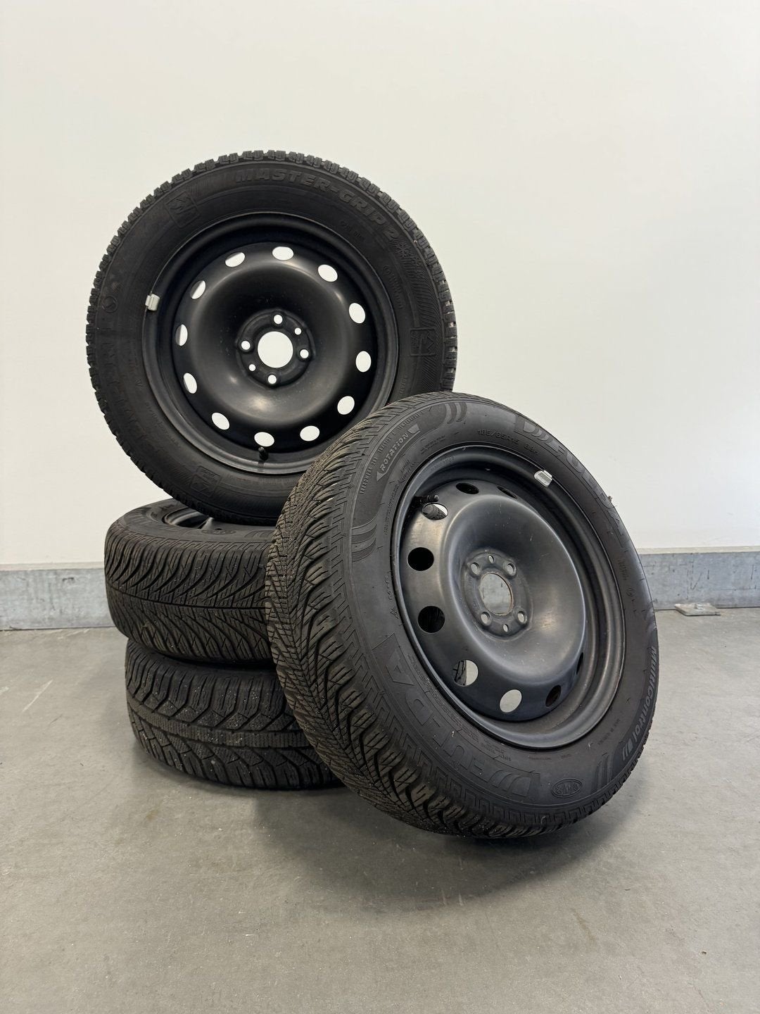 Fiat 500 Fulda 185/65R15 88H, Autos : Pièces & Accessoires, 15 pouces, Pneus et Jantes, Pneus hiver, -