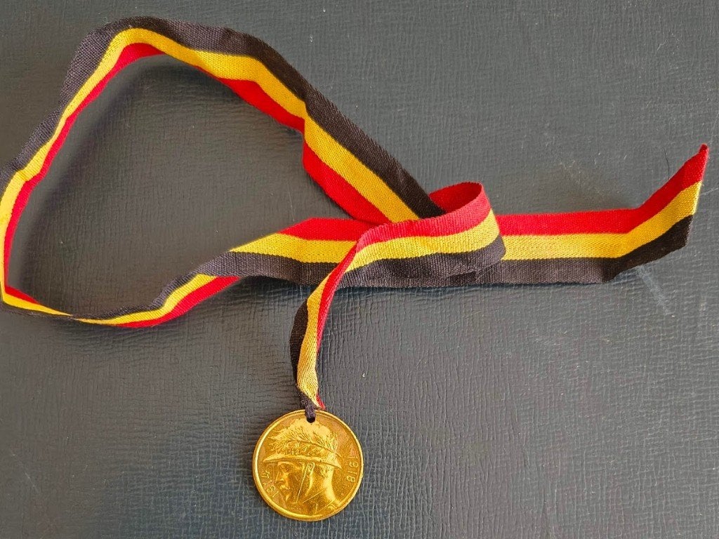 Belgische Herinneringsmedaille Oorlog 1914-1918  + lint, Ophalen of Verzenden, Landmacht, Lintje, Medaille of Wings