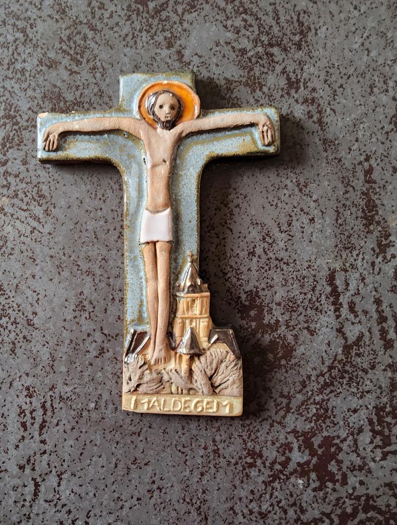 Keramiek Jezus aan het kruis Maldegem, Antiek en Kunst, Ophalen of Verzenden