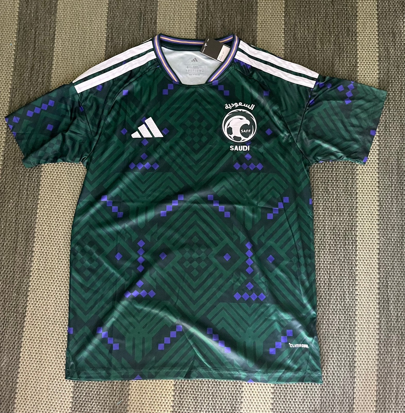 Shirt van saudische elftal maat L, Sport en Fitness, Maat L, Ophalen of Verzenden, Nieuw, Shirt