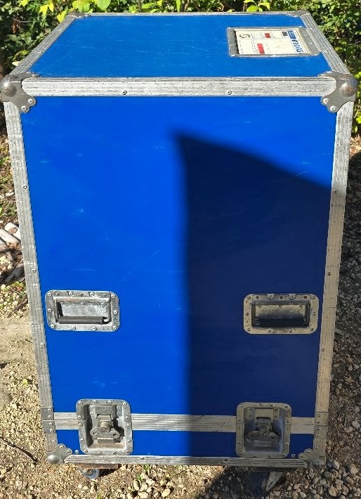 stage 19" rack in flightcase, Muziek en Instrumenten, Ophalen, Gebruikt, Flightcase