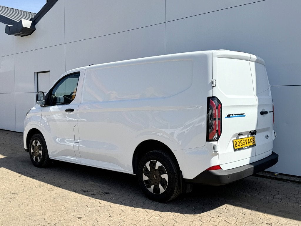 Ford E-Transit Custom 71kWh 140PK Elektrisch 344km WLTP 2300, Auto's, Bestelwagens en Lichte vracht, Gebruikt, 71 kWh, Wit, 140 pk