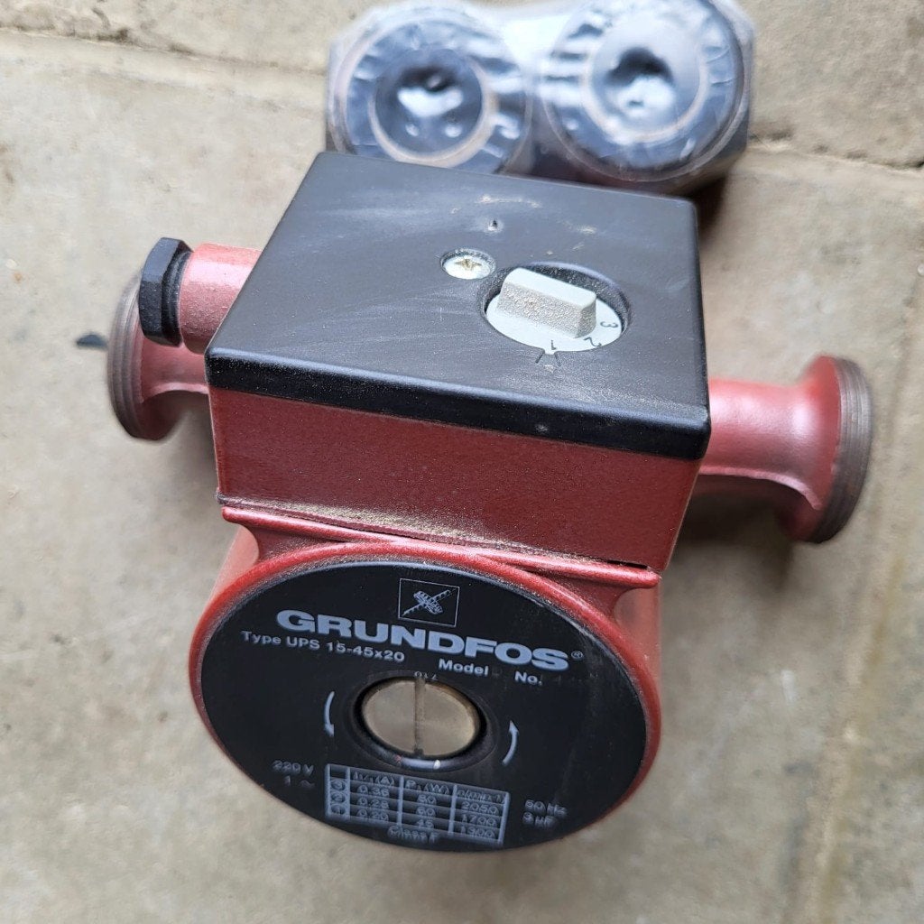 Circulateur Grungfos, Bricolage & Construction, Chauffage & Radiateurs, Enlèvement, Neuf, Autres types