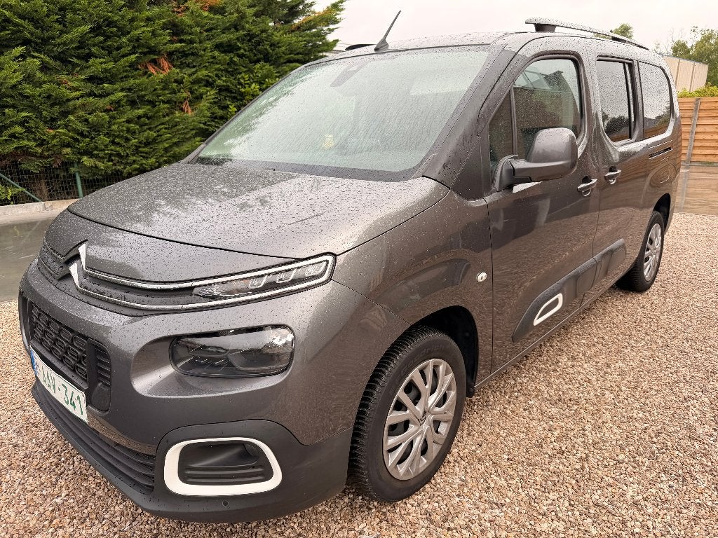 Citroen Berlingo 7 plaatsen AUTOMAAT 1.2i 130 pk € 10.500, Auto's, Euro 6, 1199 cc, 7 zetels, 3 cilinders