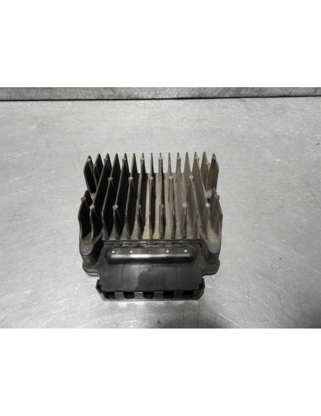 VFR1200F 2010 - 2017 Honda Spanningsregelaar D1-41651, Motoren