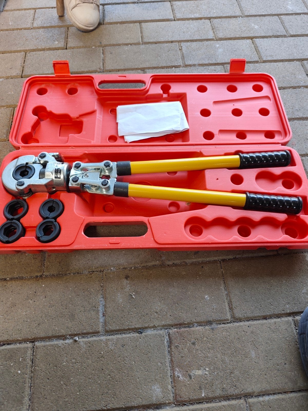 Pince à sertir, Doe-het-zelf en Bouw, Gereedschap | Handgereedschap, Klem