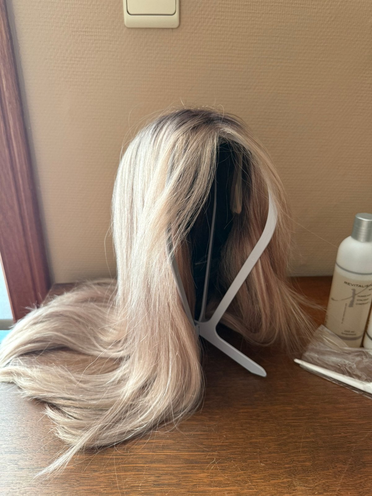 Perruque en cheveux véritables, Bijoux, Sacs & Beauté, Beauté | Soins des cheveux, Comme neuf, Enlèvement