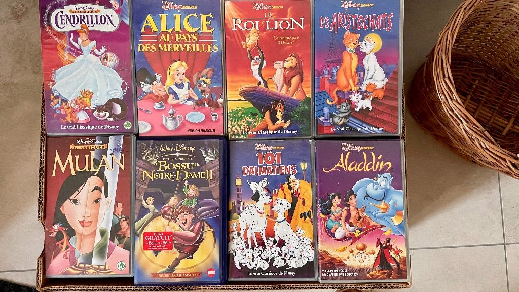 Lot 50 VHS Disney, Enlèvement, Comme neuf
