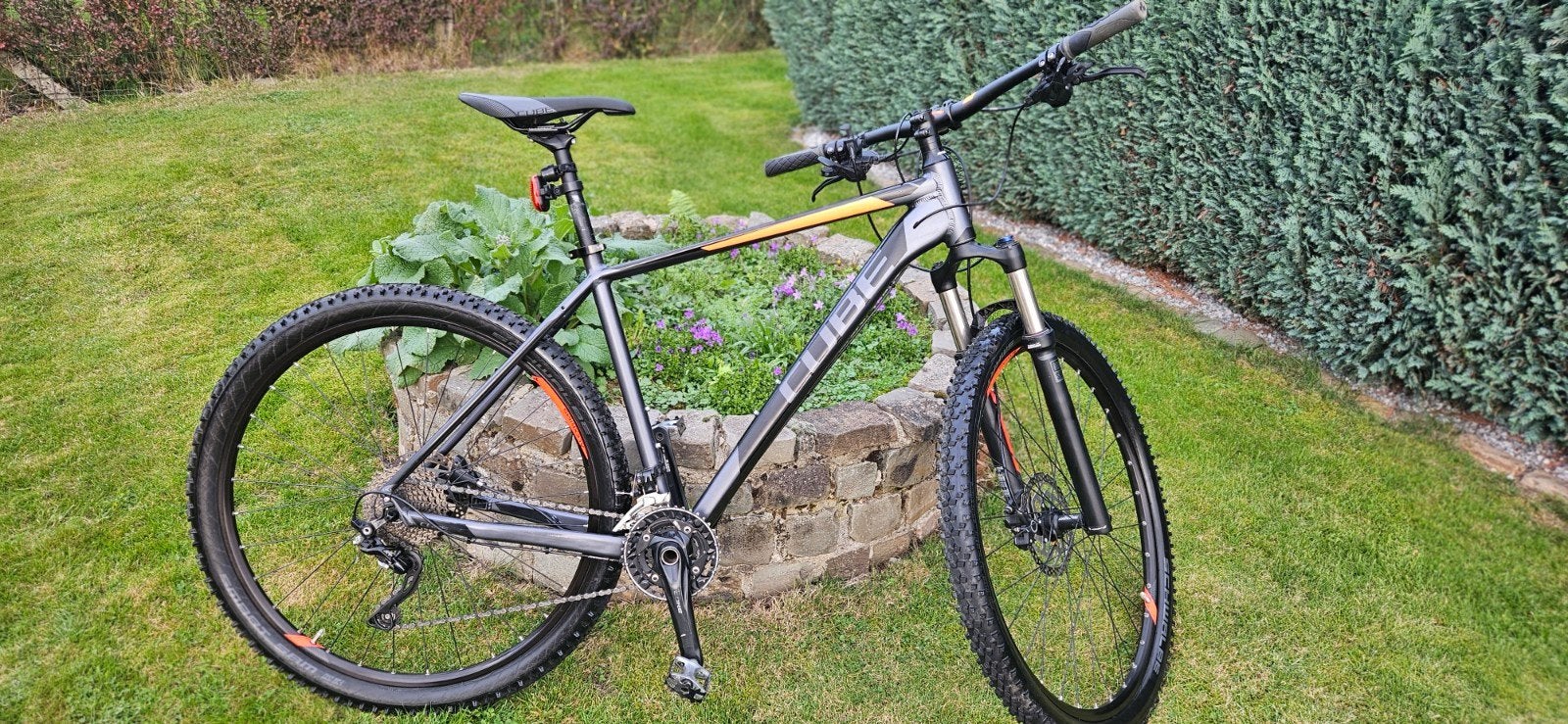 VTT CUBE 29' parfait état  taille XL, Vélos & Vélomoteurs, Enlèvement, Comme neuf