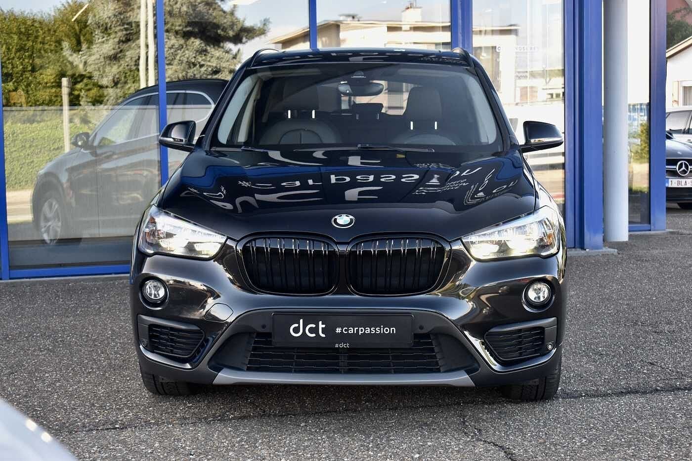 BMW X1 1.5 dA Panorama roof Leather Park assist (bj 2019), Auto's, Gebruikt, 4 cilinders, Zwart, Leder