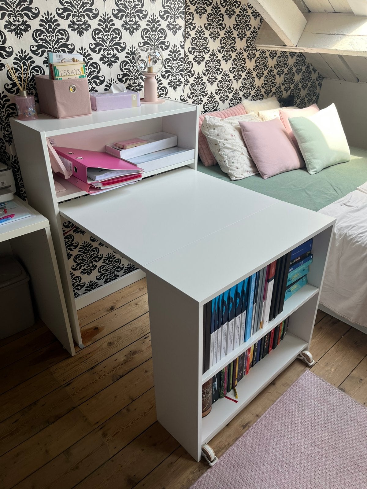 Billy boekenkast met inklapbare tafel, Ophalen, Zo goed als nieuw, IKEA, Wit