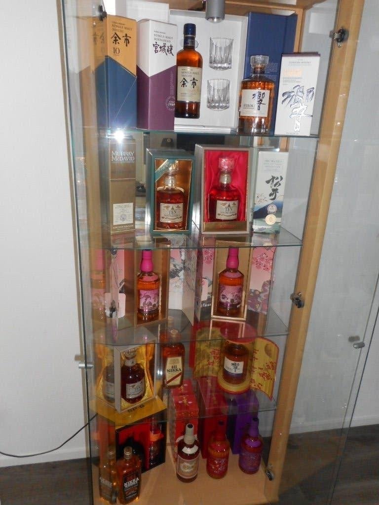 PROPOSAIT UNE LARGE COLLECTION DE WHISKY JAPONAIS., Neuf, Autres régions, Pleine, Enlèvement