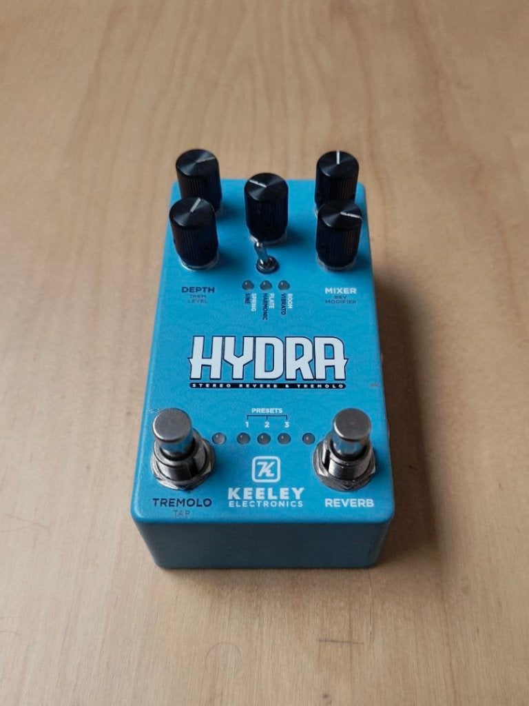 Keeley HYDRA Stereo Reverb & Tremolo, Musique & Instruments, Enlèvement ou Envoi, Utilisé, Reverb