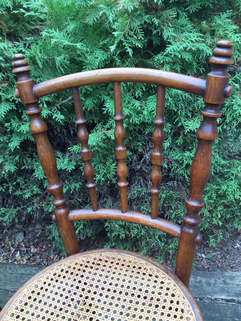 chaise (s) Ungvar Ungars, Enlèvement