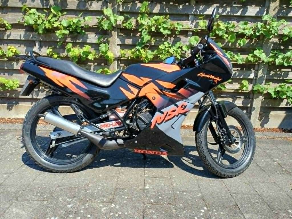 Honda NSR 50 cc, Fietsen en Brommers, Brommers | Honda, Zo goed als nieuw, Klasse B (45 km/u), Ophalen