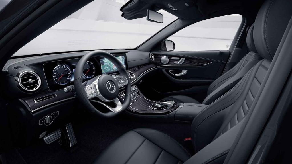 Mercedes-Benz E-Klasse 220 D Break AMG Line | Panoramisch Da, Auto's, 4 cilinders, https://public.car-pass.be/vhr/c67da187-5180-4f8f-9089-a1c80644e604