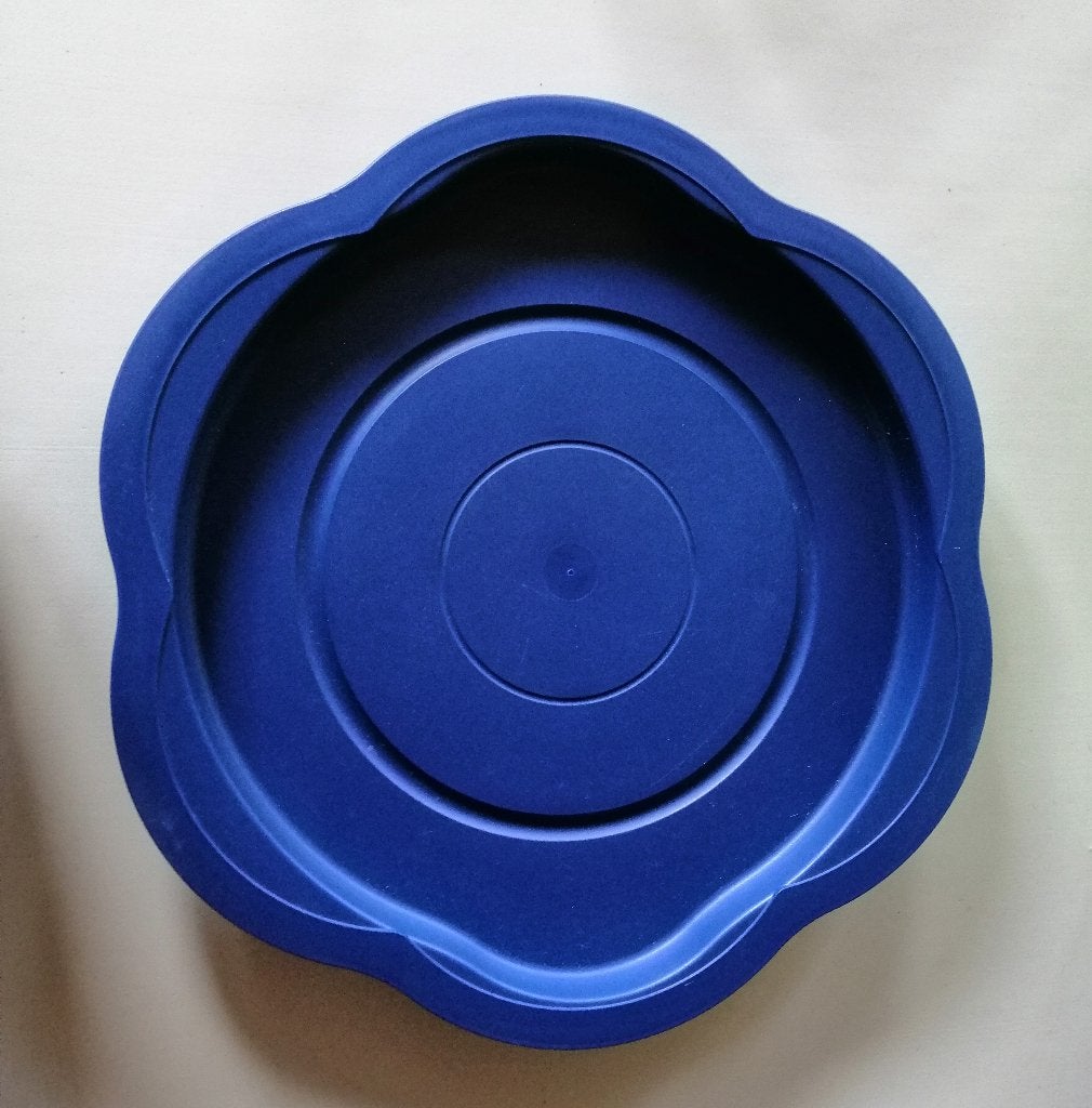 Tupperware™ « Plateau Tournant Floraison » bleu foncé, Maison & Meubles, Cuisine| Tupperware, Comme neuf, Autres types, Bleu, Envoi