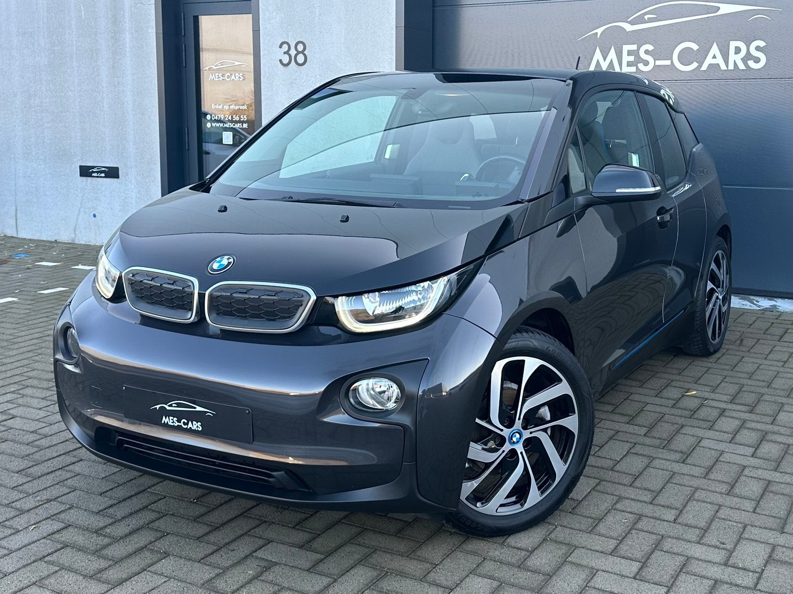 BMW I3 Hybride Benzine - 95.000Km Nieuw, Auto's, Automaat, Stof, Zwart, Bedrijf