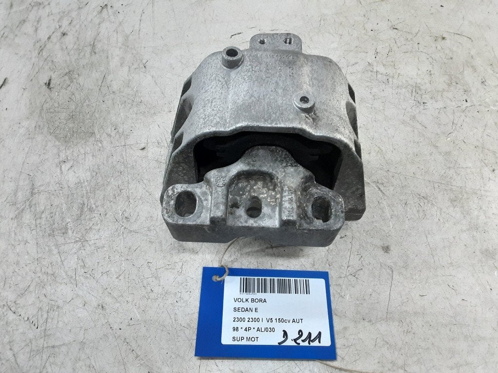 MONTAGE MOTEUR Volkswagen Bora 4Motion (1J2), Autos : Pièces & Accessoires, Volkswagen, Volkswagen AG, Utilisé, Kundenbetreuung@volkswagen.de