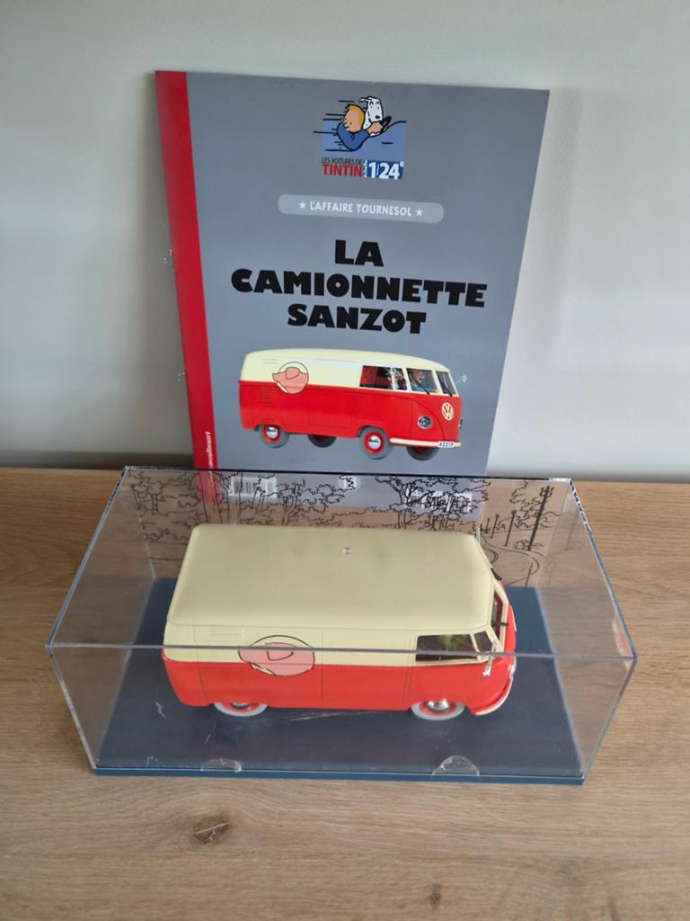 Kuifje auto nr.13 schaal 1:24 uit De zaak Zonnebloem, Hobby en Vrije tijd, Modelauto's | 1:5 tot 1:12, Ophalen of Verzenden, Auto