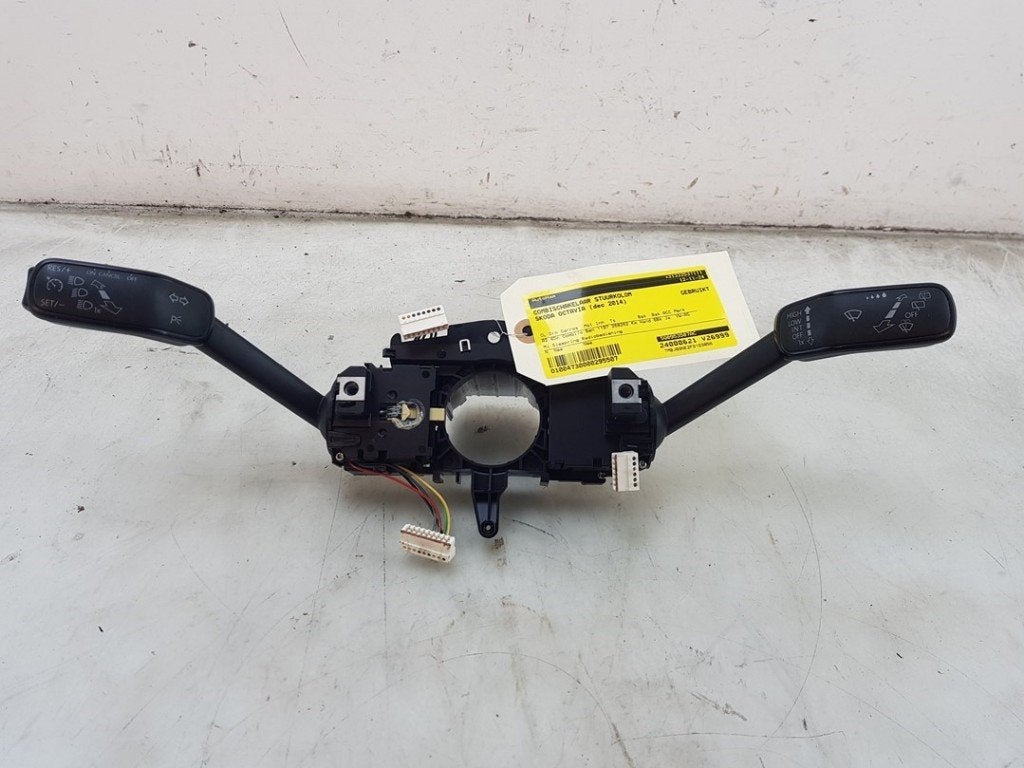 COMBISCHAKELAAR STUUR Skoda Octavia Combi (5EAC), Gebruikt, Skoda