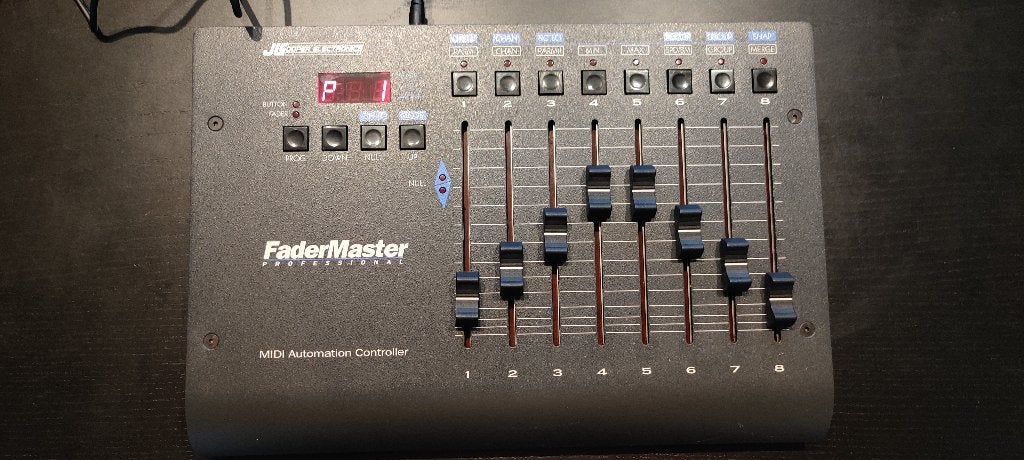 MIDI controler, Muziek en Instrumenten, Midi-apparatuur, Zo goed als nieuw, Ophalen of Verzenden